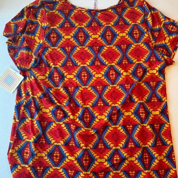 LuLaRoe NWT Classic Tee | 3X - Picture 5 of 6